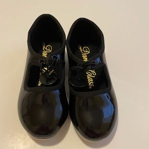 Black toddler size 8 tap shoes